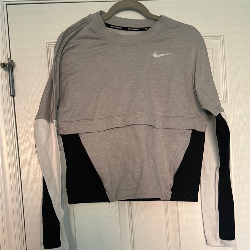 Nike running top